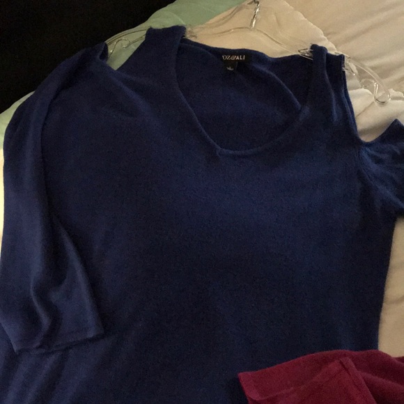 Sweaters - Picture 2 of 6